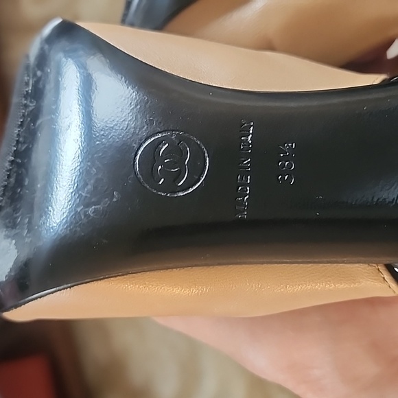 Chanel shoes - Picture 5 of 7